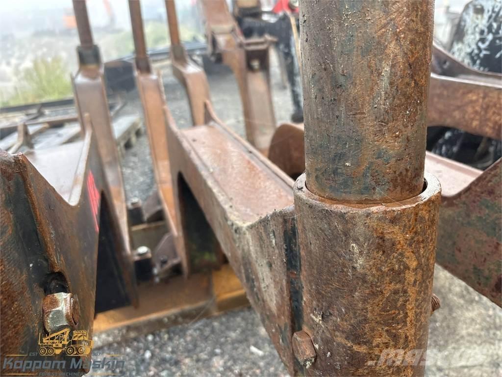 Valmet 840 Ostale komponente