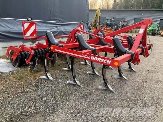 Horsch Terrano 3 FX Kultivatori