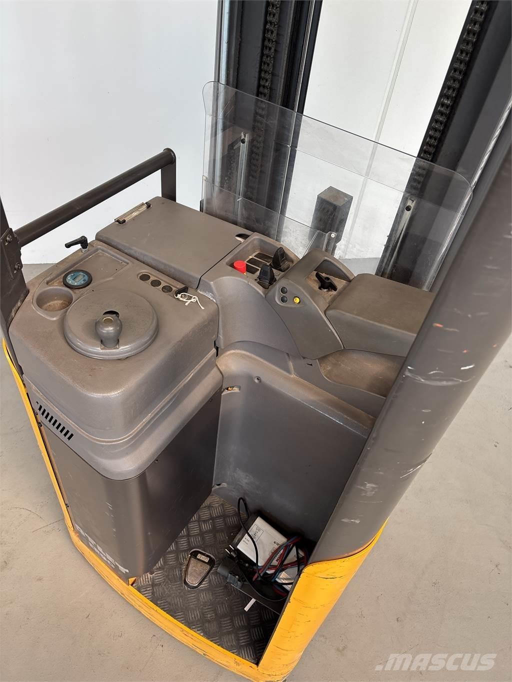 Atlet A160 Nisko podizni električni viličar sa platformu