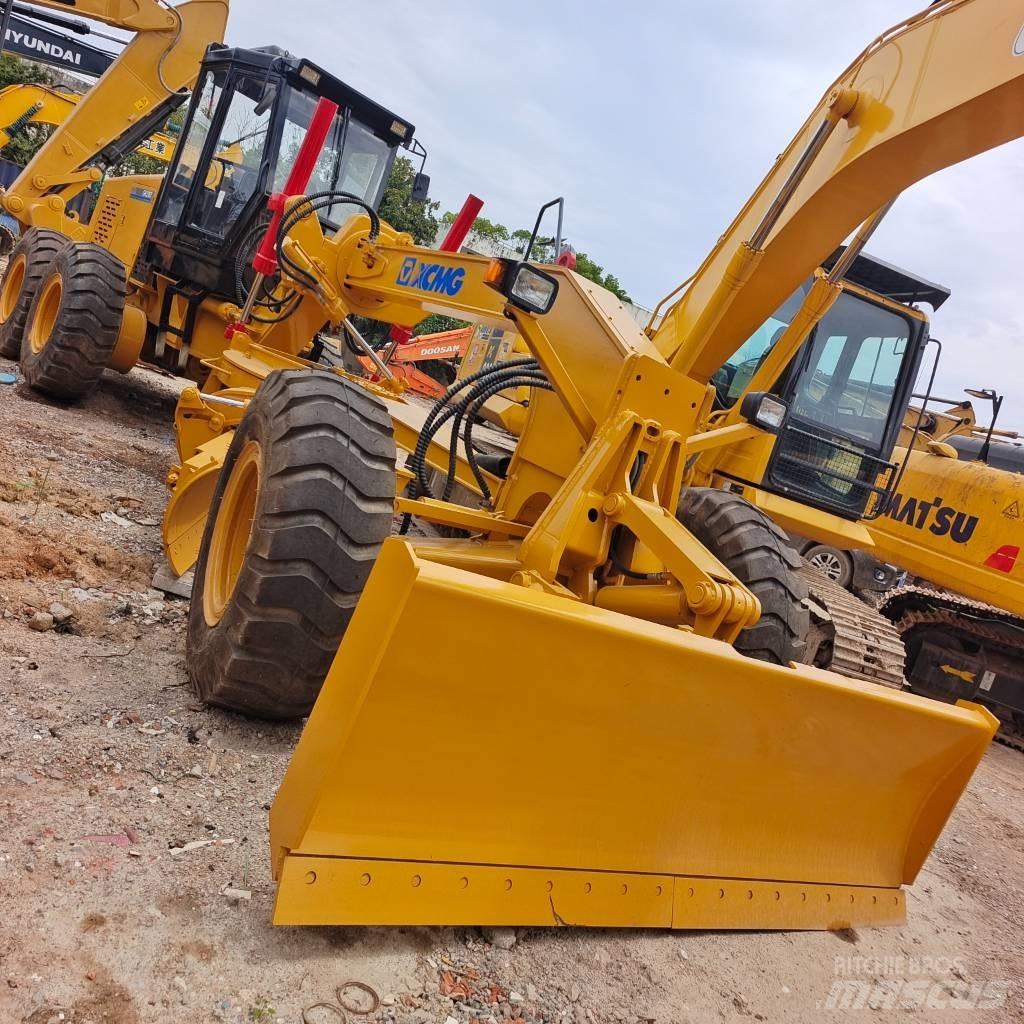 XCMG GR 215 Grejderi