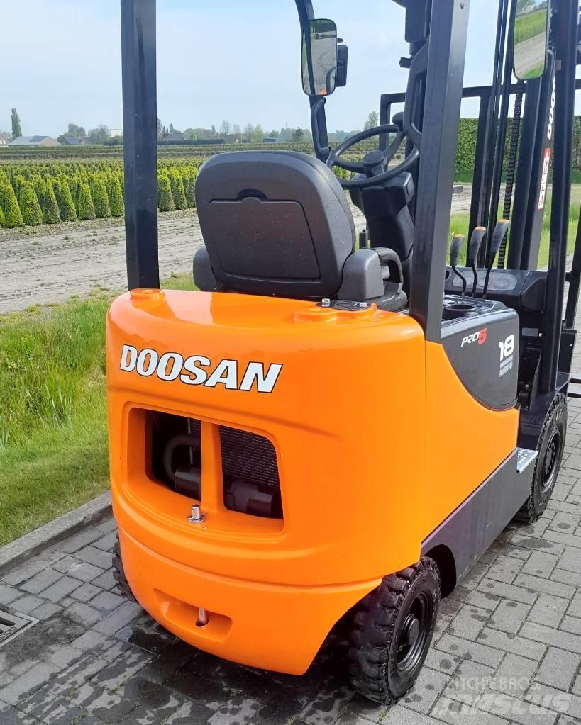 Doosan D18S PRO5 Dizelski viličari