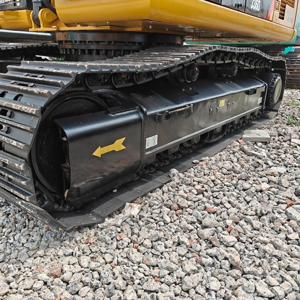CAT 336D2 Bageri gusjeničari