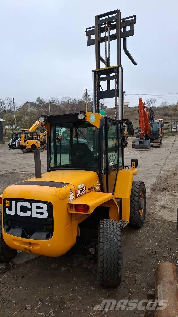 JCB 930 Terenski viličar