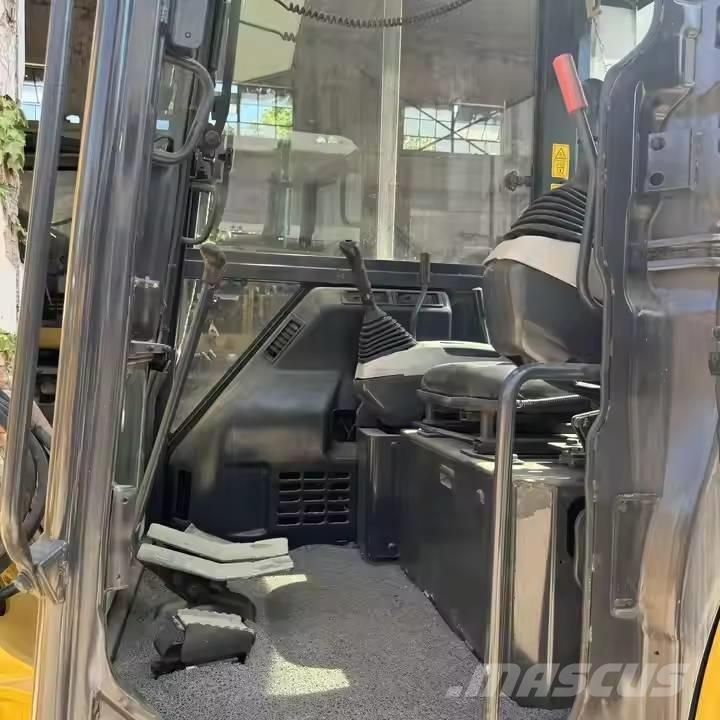 Komatsu PC55MR Mini bageri <7t