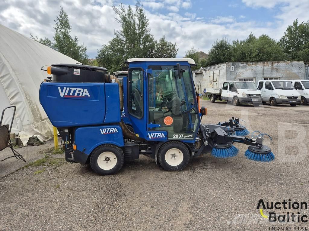 Vitra 2037 Economy Strojevi za metenje