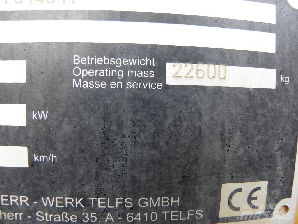 Liebherr PR 736 L GP Buldožeri gusjeničari