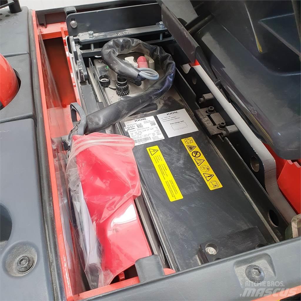 Linde D12AP Ručni električni viličar