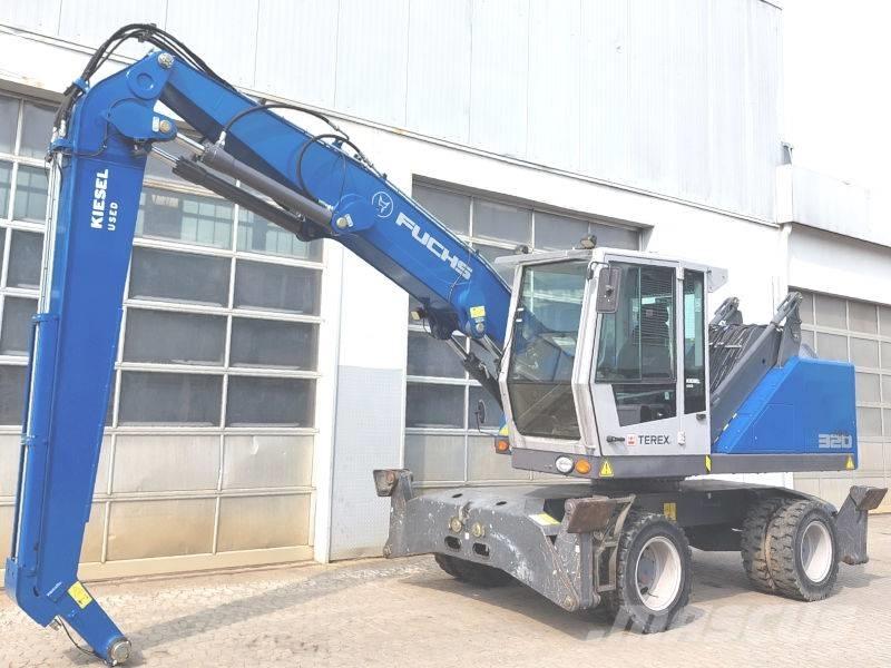 Fuchs MHL 320 F Bageri za manipuliranje materijalom / otpadom