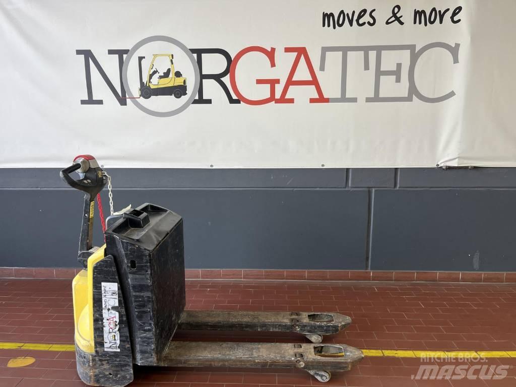 Hyster P1.8 Nisko podizni električni viličar