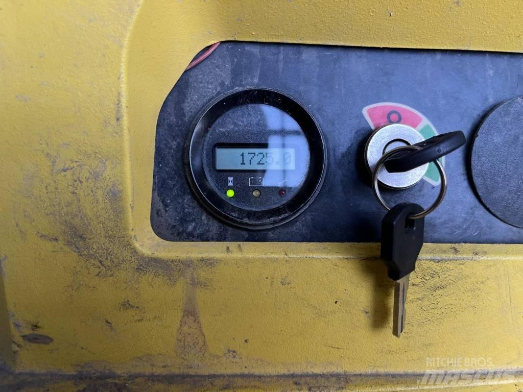 Hyster P1.8 Nisko podizni električni viličar