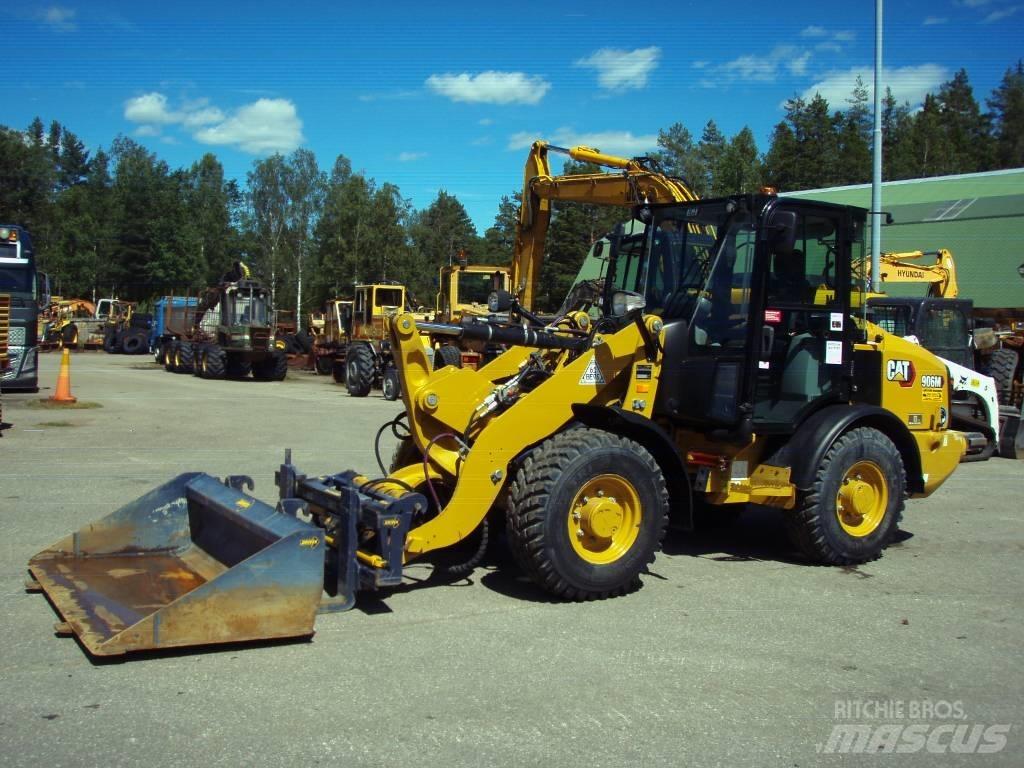 CAT 906 M Utovarivači na kotačima
