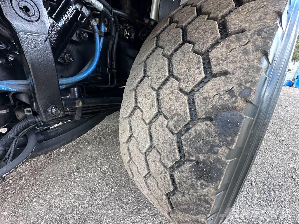 Freightliner M2 Kombiji / vakuumski kamioni