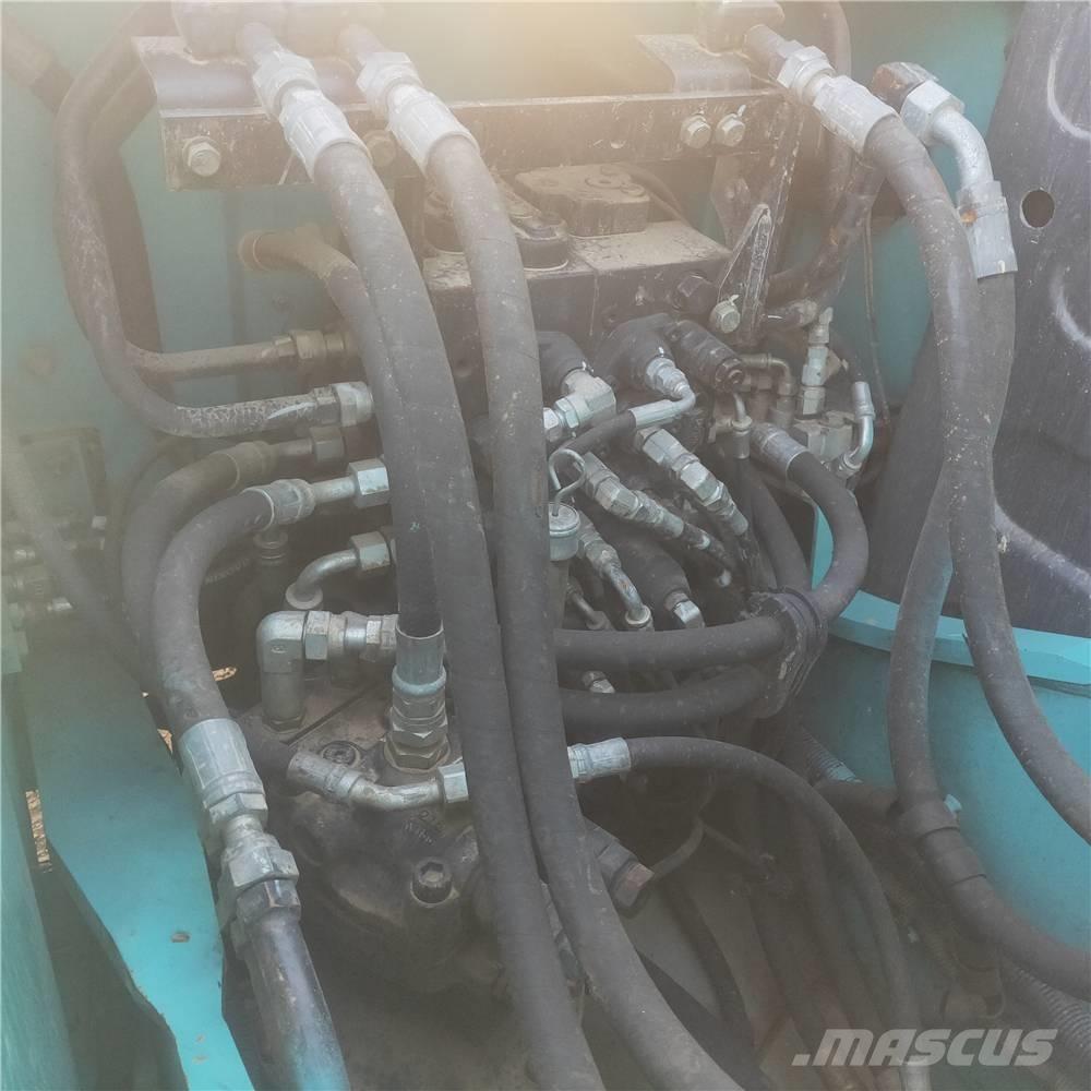 Kobelco SK130 Bageri gusjeničari