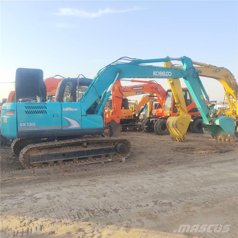 Kobelco SK130 Bageri gusjeničari