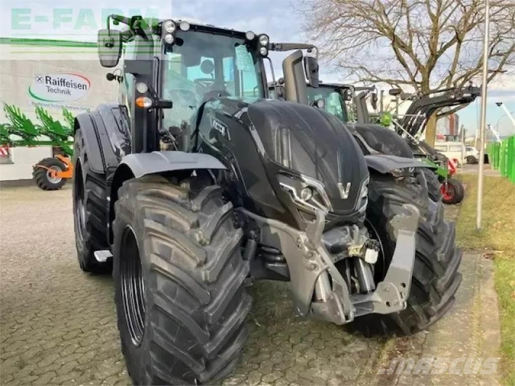 Valtra t 215a Traktori