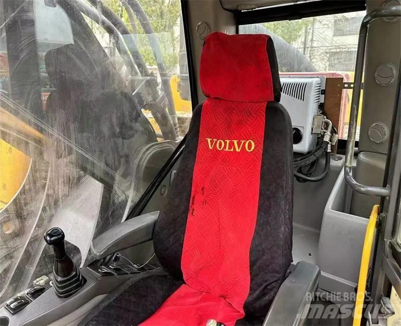 Volvo EC480DL Bageri gusjeničari