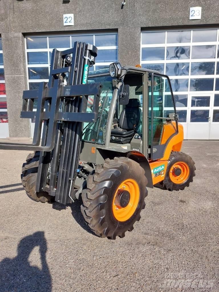 Ausa C 251 H x4 Terenski viličar