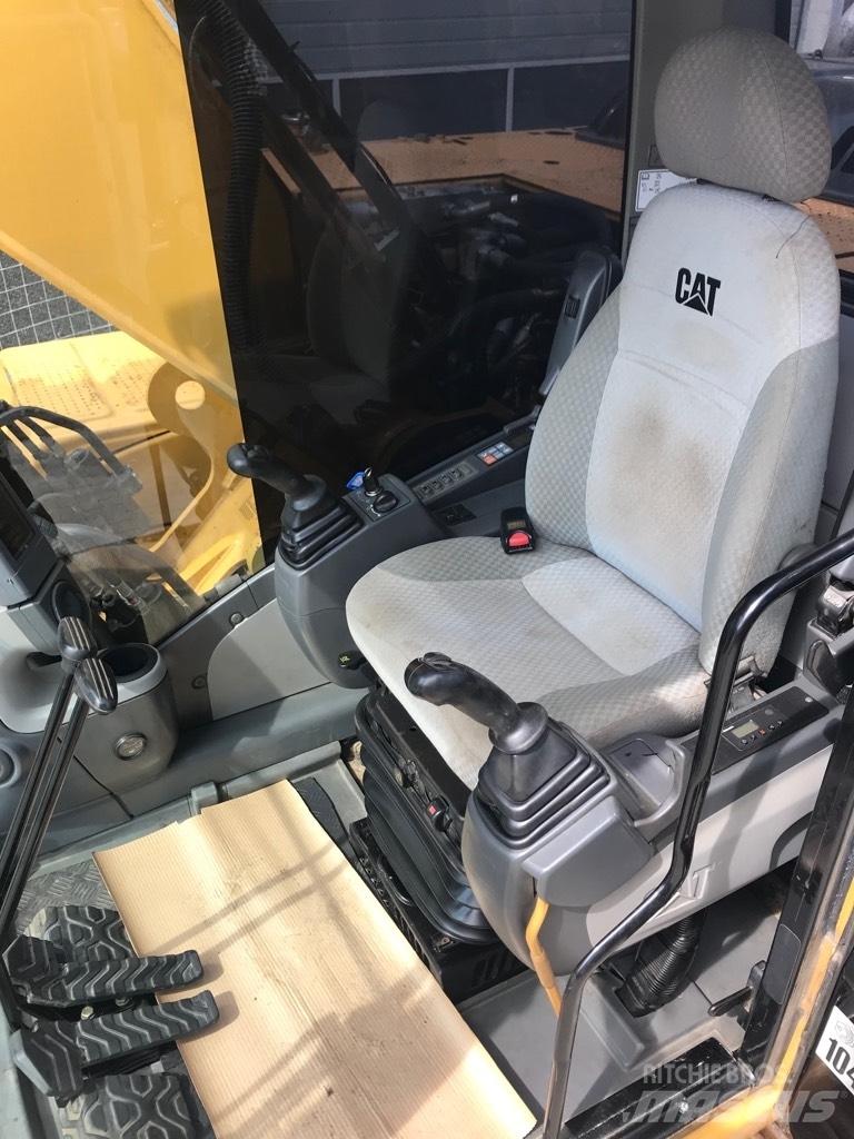 CAT 324D Bageri gusjeničari