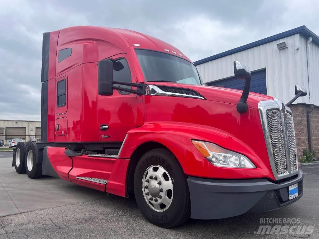 Kenworth T 680 Traktorske jedinice