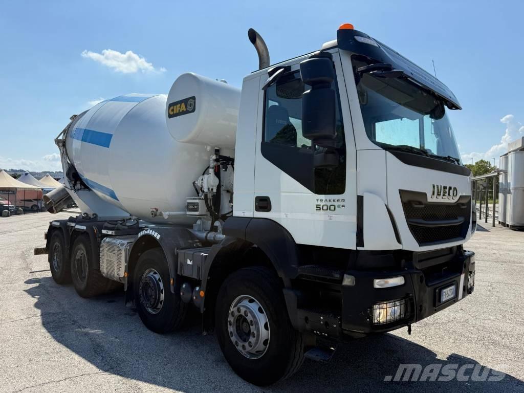 Iveco Trakker 500 Kamioni mikseri za beton