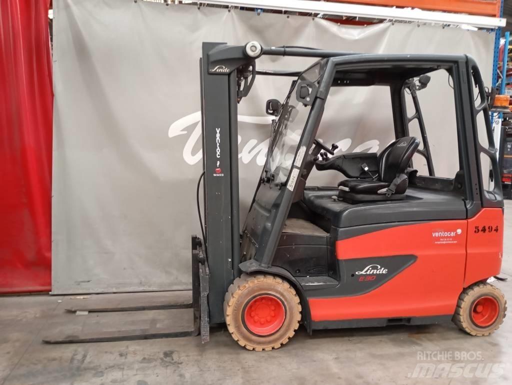 Linde E 30 Električni viličari
