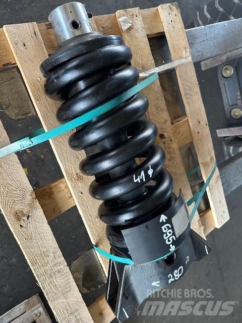 Doosan NAPINACZ Gusjenice