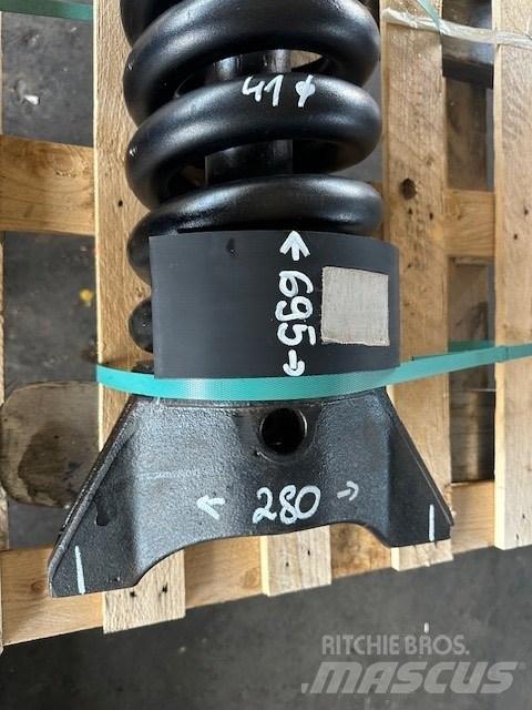 Doosan NAPINACZ Gusjenice