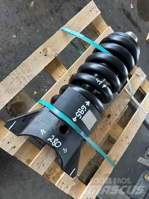 Doosan NAPINACZ Gusjenice