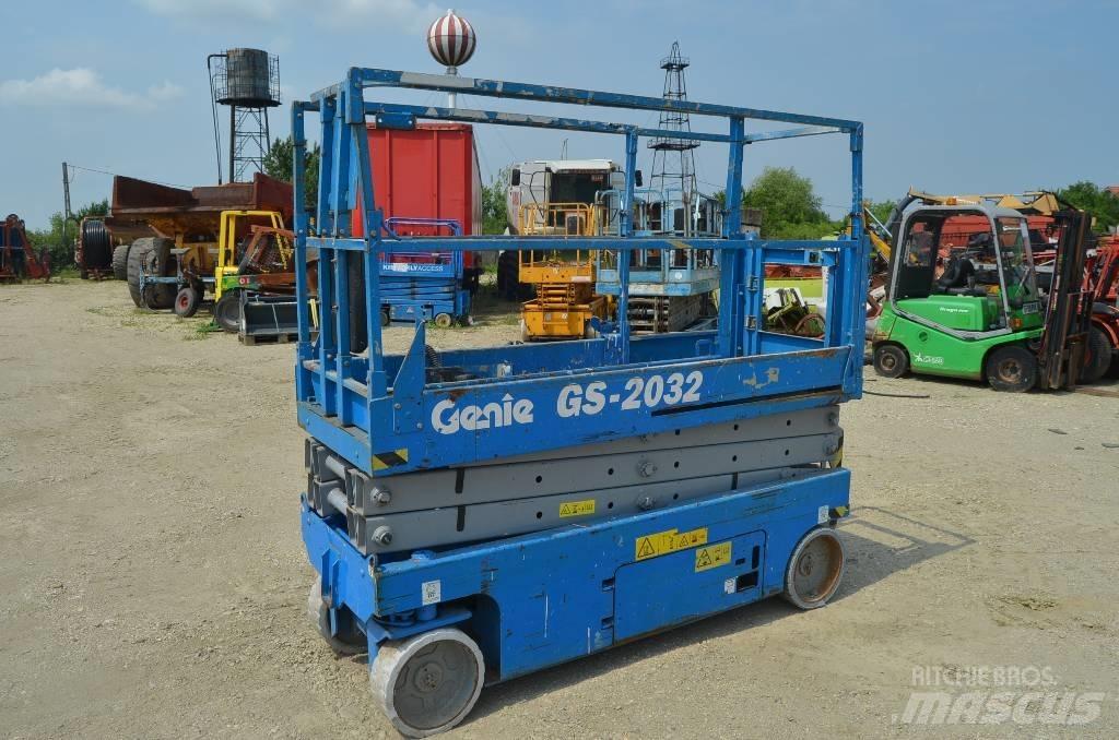 Genie GS 2032 Škaraste platforme