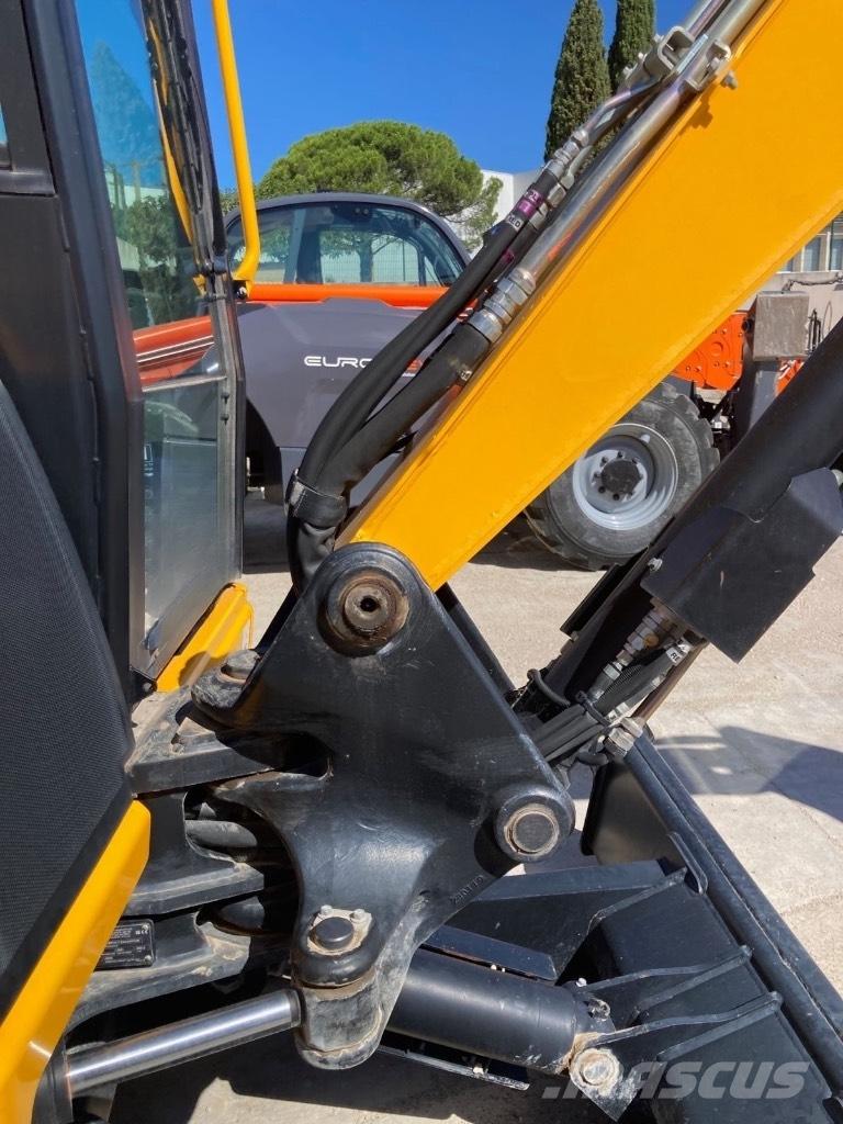 JCB 50 Z-2 Bageri gusjeničari