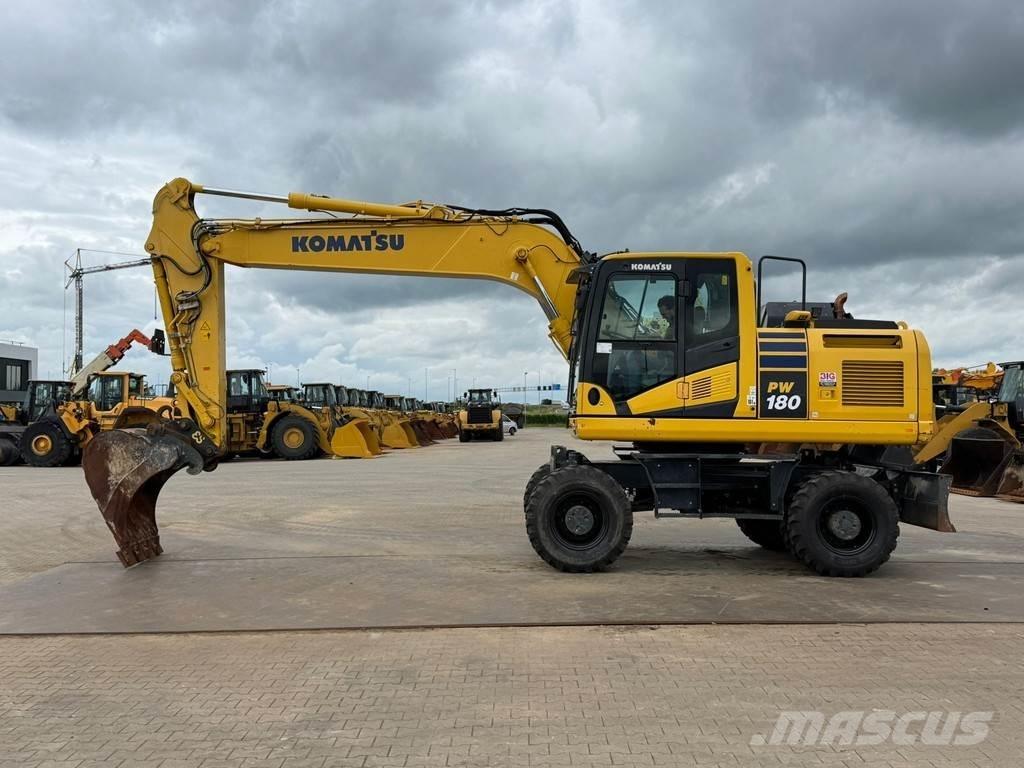 Komatsu PW180-11 Bageri na kotačima