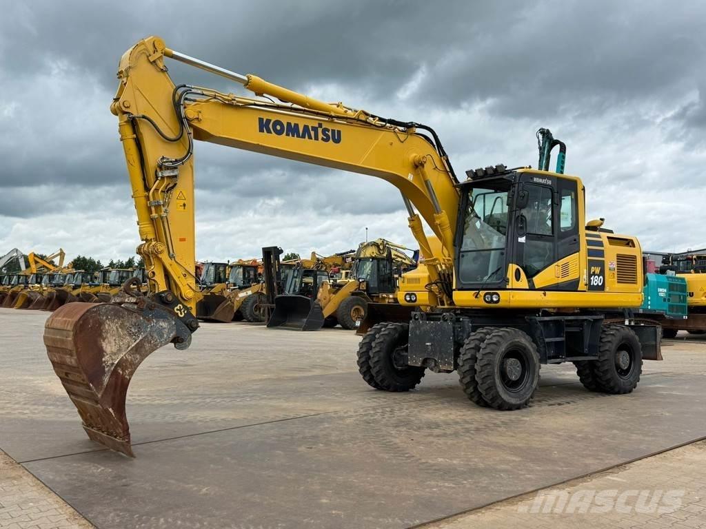 Komatsu PW180-11 Bageri na kotačima