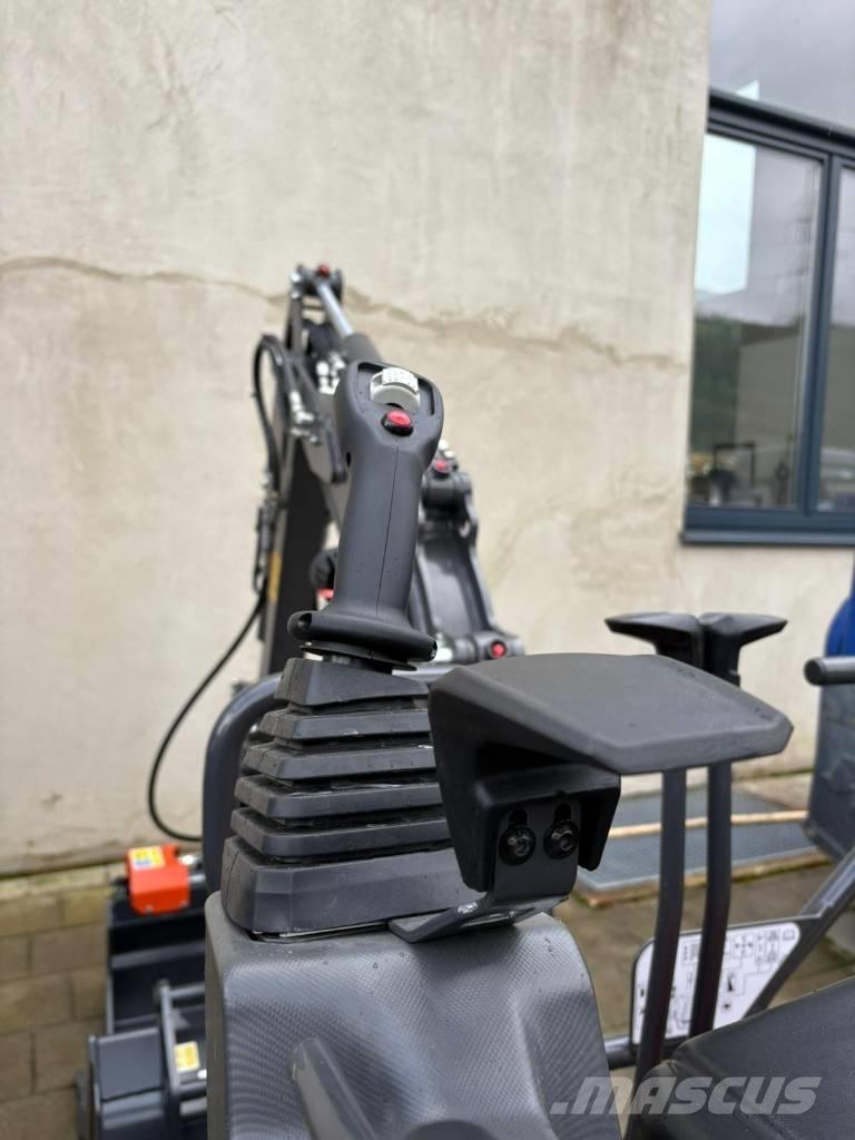 Eurocomach ES14SR Mini bageri <7t