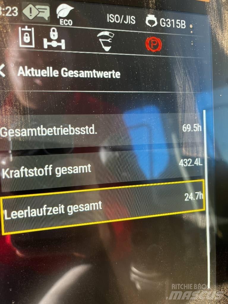 CAT M 315 Bageri na kotačima