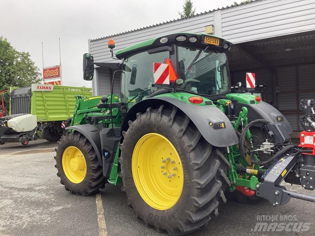 John Deere 6155R Traktori