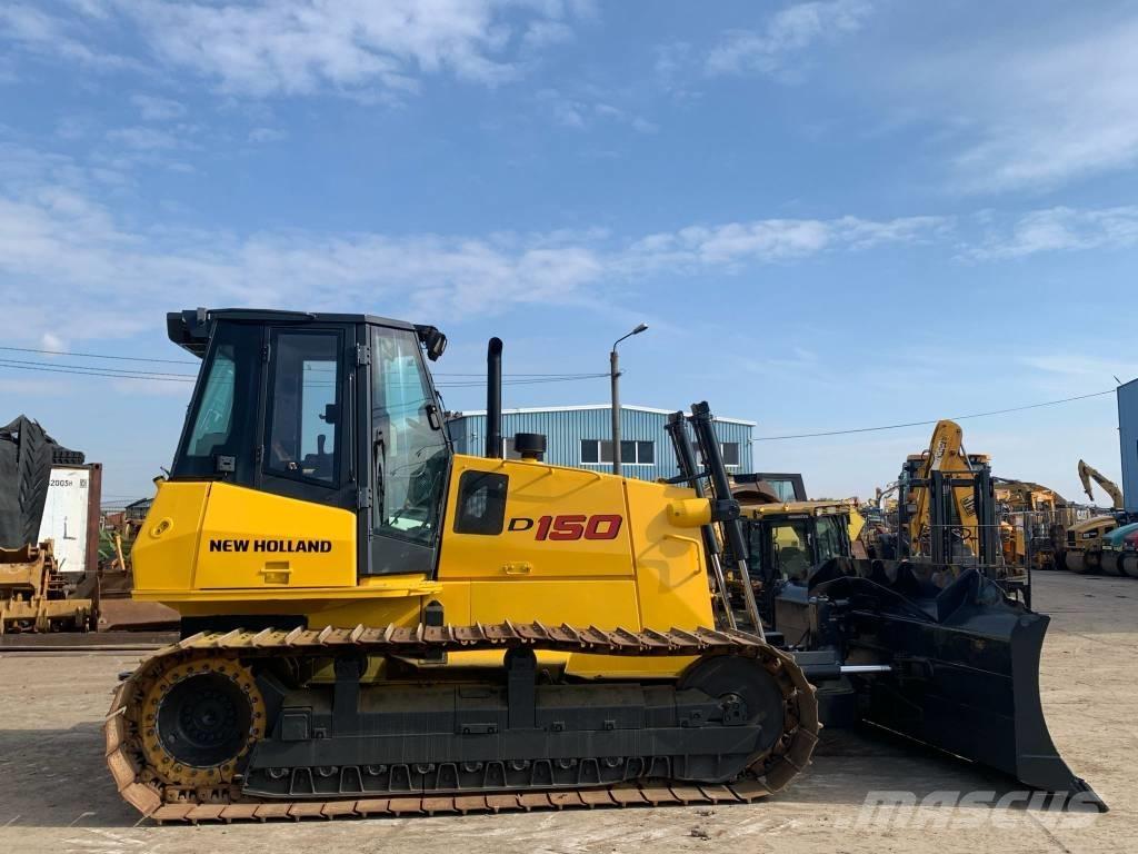 New Holland D 150 Buldožeri gusjeničari