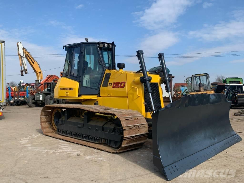 New Holland D 150 Buldožeri gusjeničari