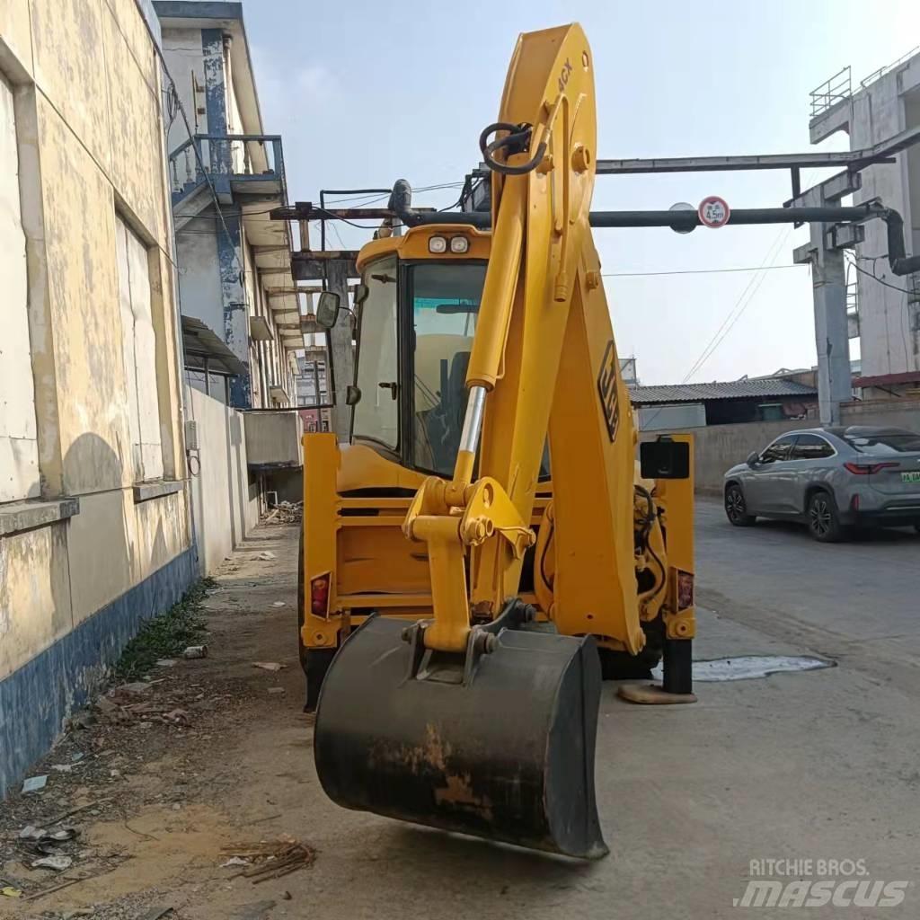 JCB 4CX Utovarni rovokopači