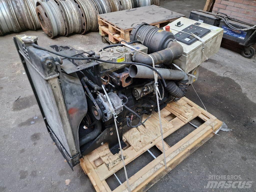 Perkins 404D-22 Transport – ostalo