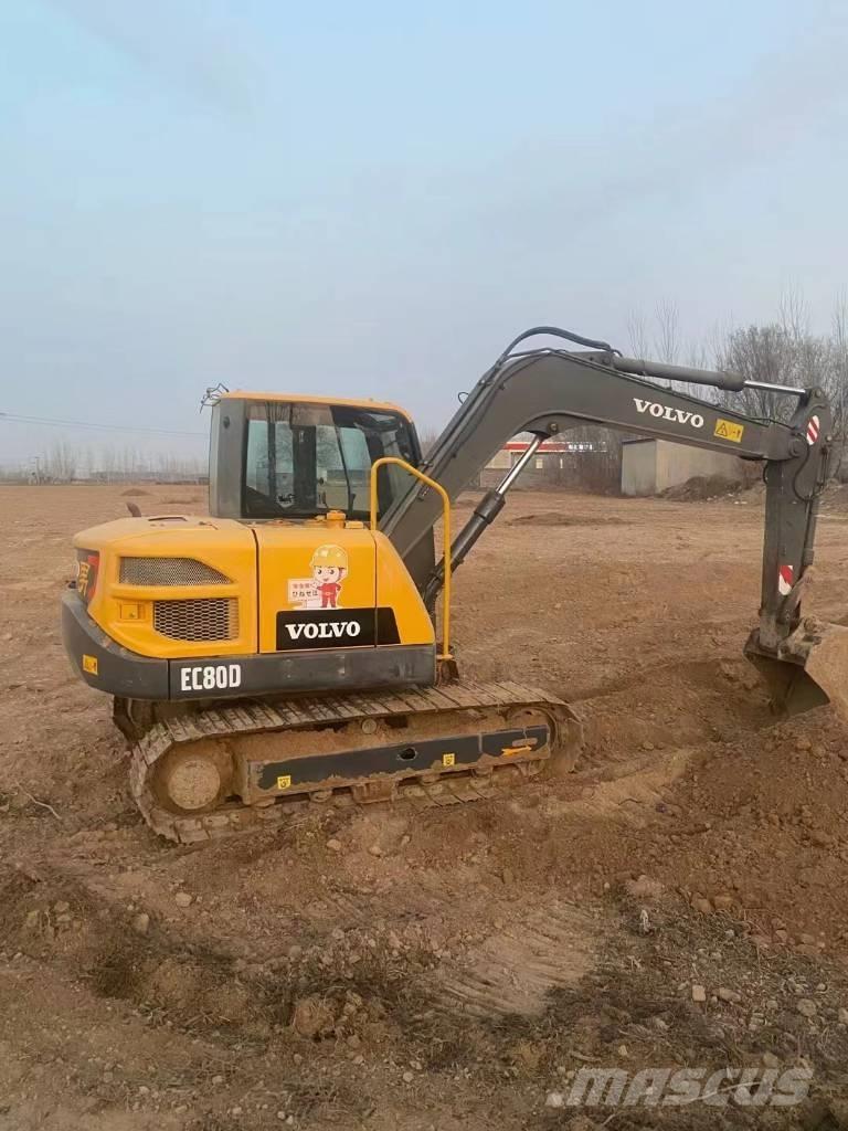 Volvo EC80D Midi bageri 7t – 12t