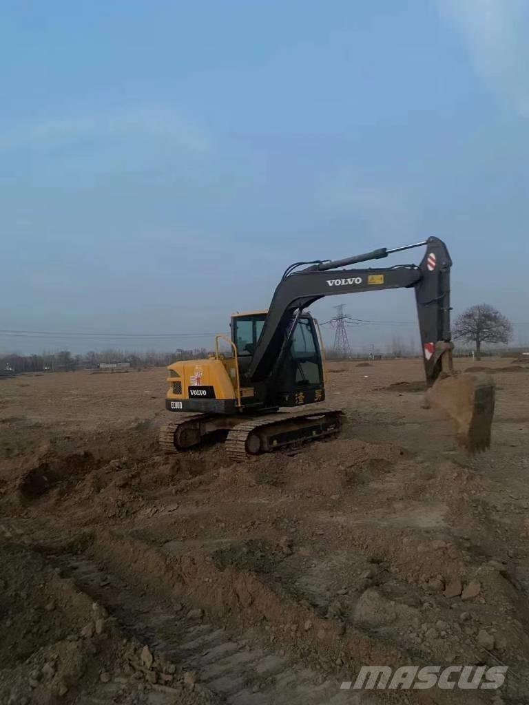 Volvo EC80D Midi bageri 7t – 12t