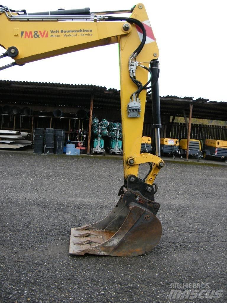 Yanmar B95W Bageri na kotačima