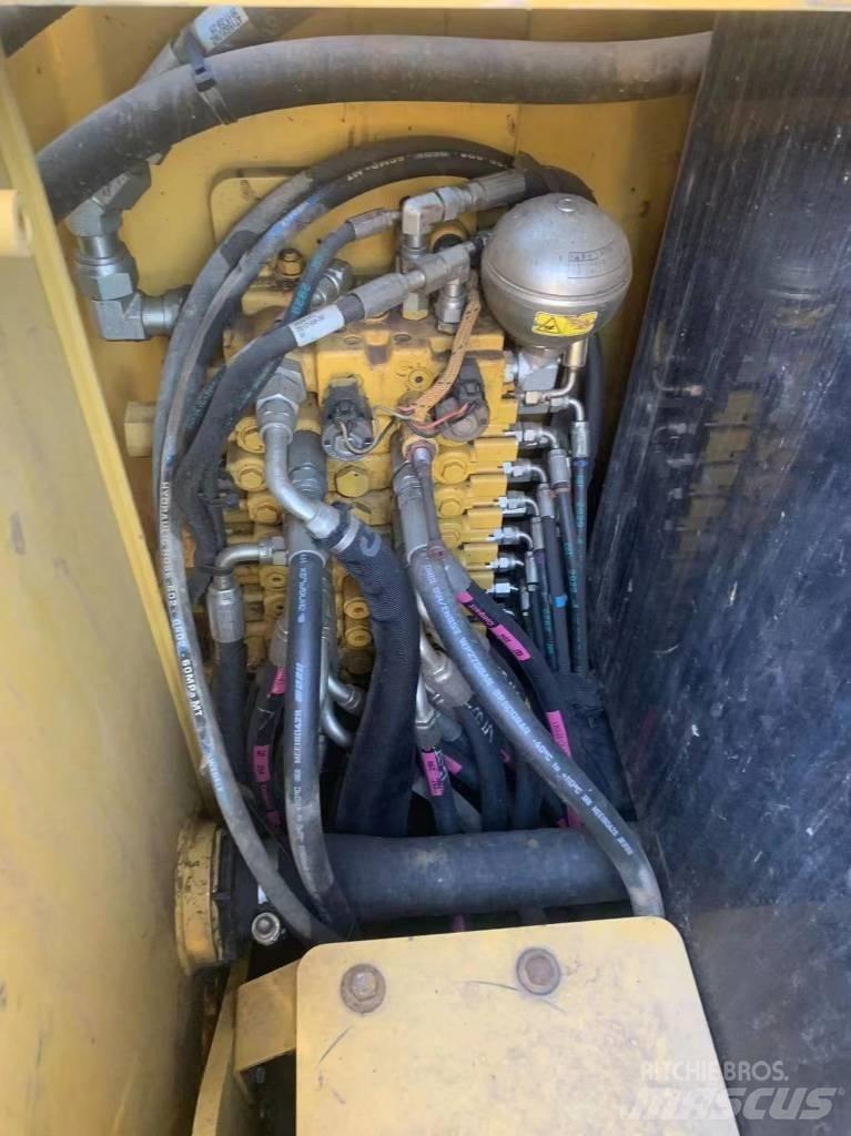 CAT 305.5e2 Bageri gusjeničari