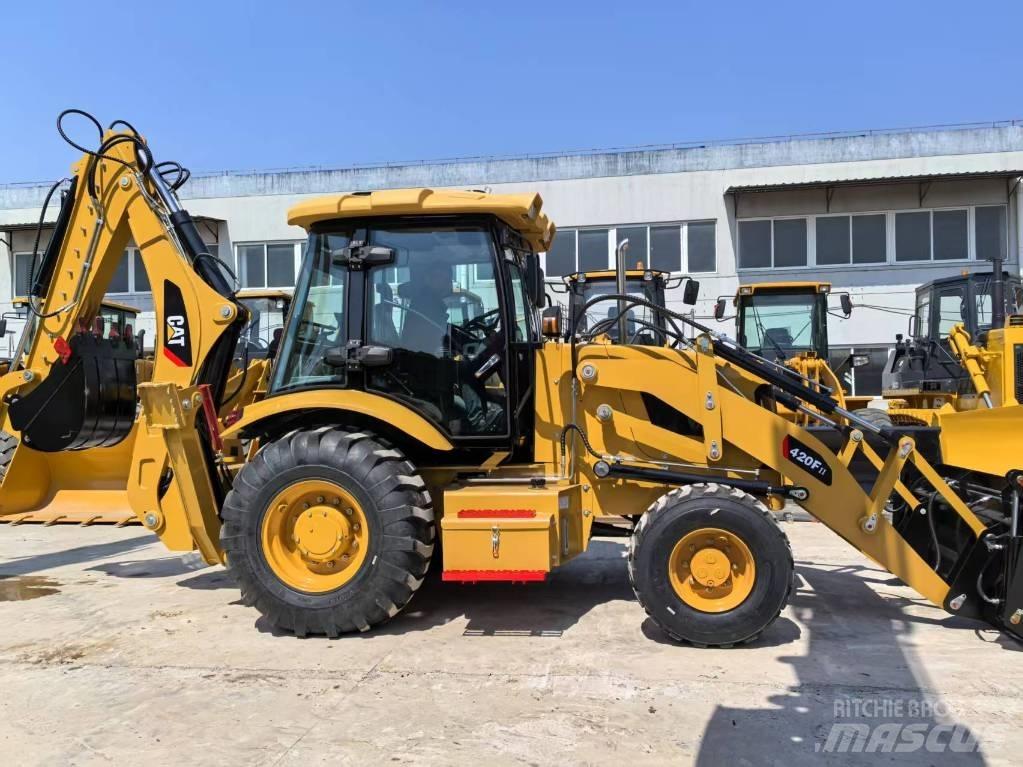 CAT 420 F Utovarni rovokopači