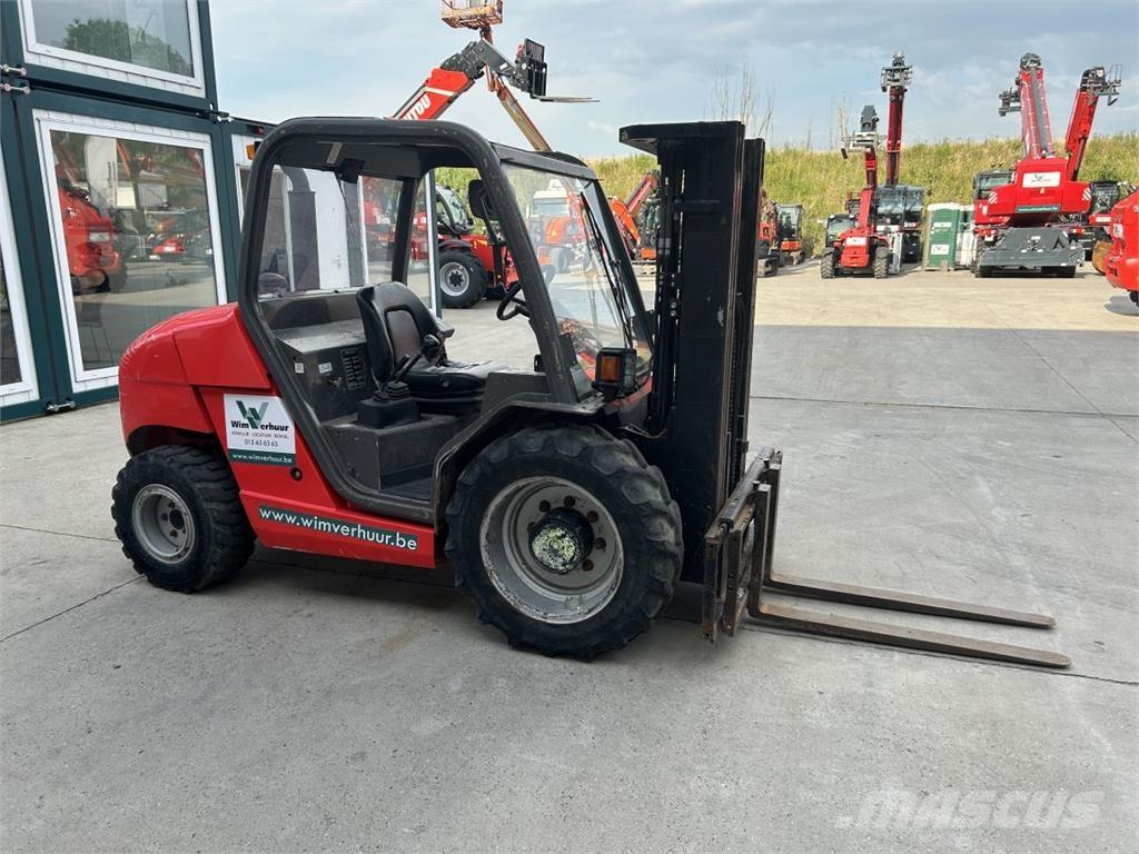 Manitou MH25-4 Terenski viličar
