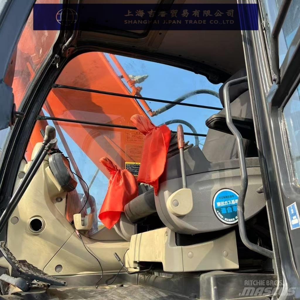 Hitachi ZX 240 Bageri gusjeničari