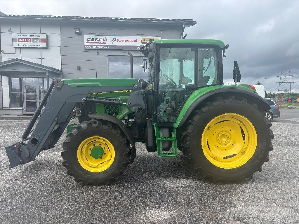 John Deere 6320 SE Traktori