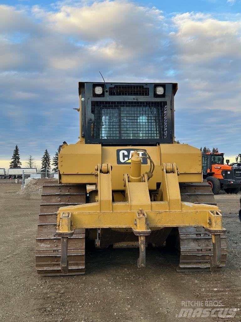 CAT D 6 T XW Buldožeri gusjeničari