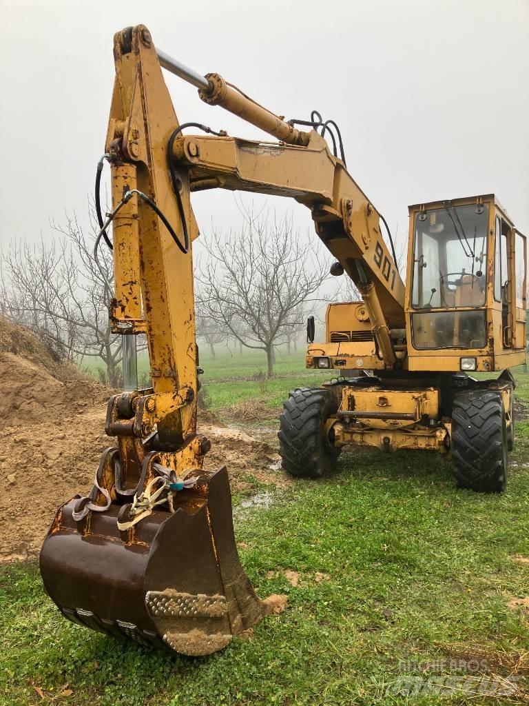 Liebherr A 901 C Bageri na kotačima