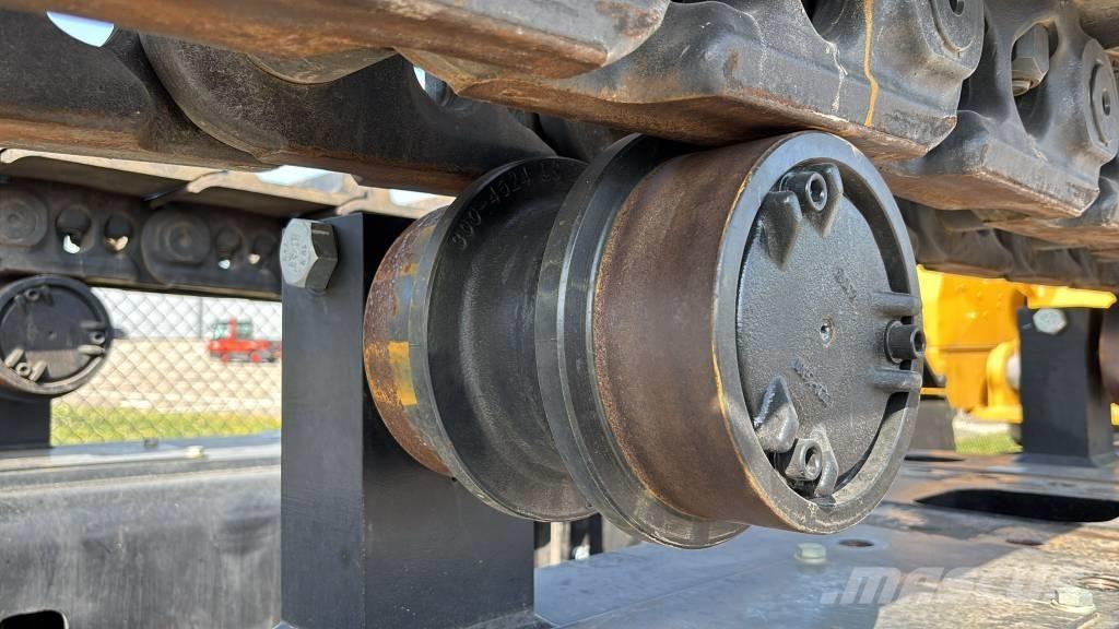 CAT 374 Bageri gusjeničari